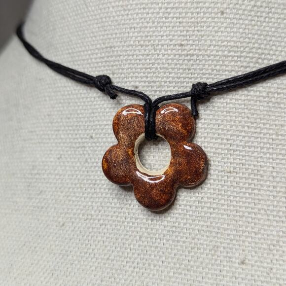 Rusty Red Ceramic Flower Pendant Necklace Handmade Hippie Whimsical Y2K Style - Picture 3 of 6